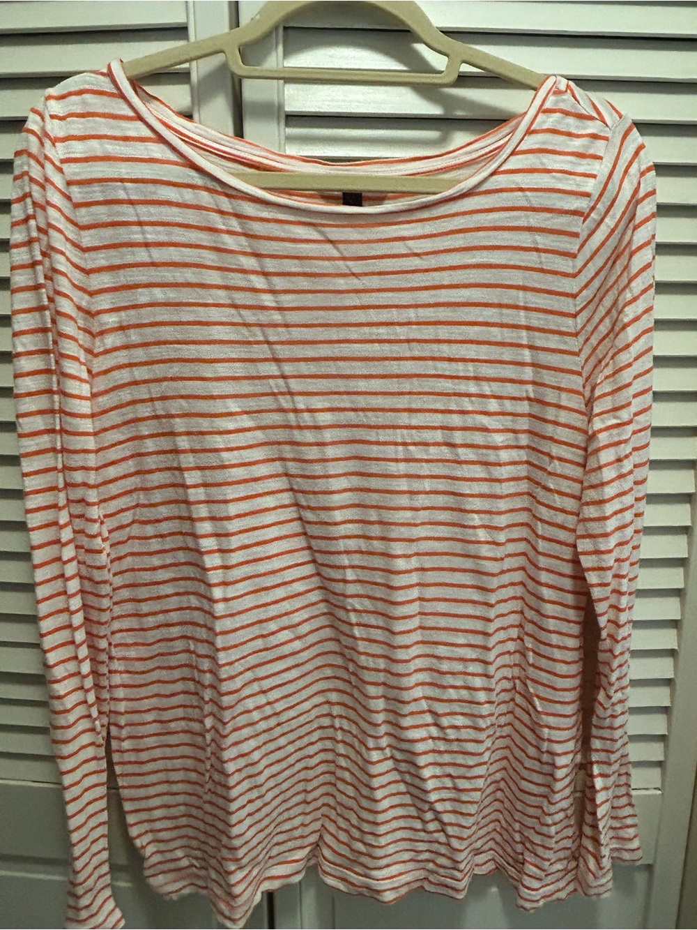 Banana Republic White Long-Sleeve Tee with Orange Stripes